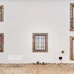 Отель Convento Do Seixo Boutique & Фундан